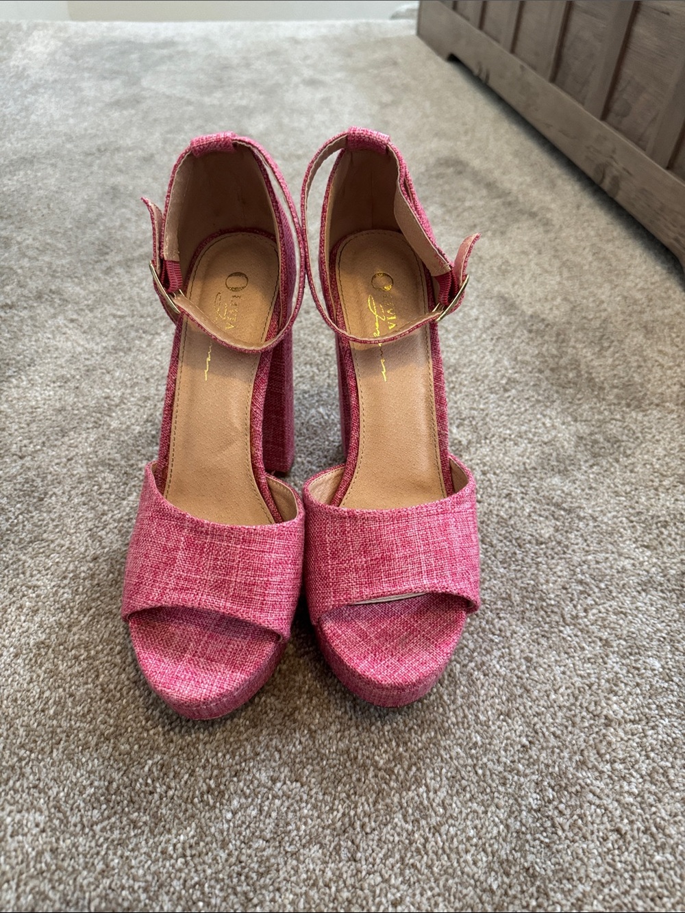 Fuchsia Pink Platform Block Heel Sandals with Ankle Strap